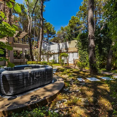 The Garden Jacuzzi By Ps Apartment *