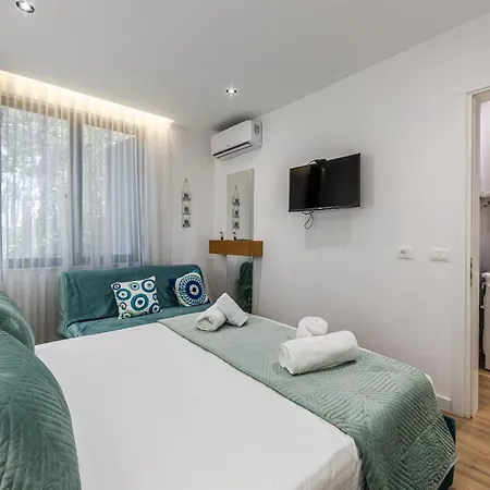 The Garden Jacuzzi By Ps Apartment *
